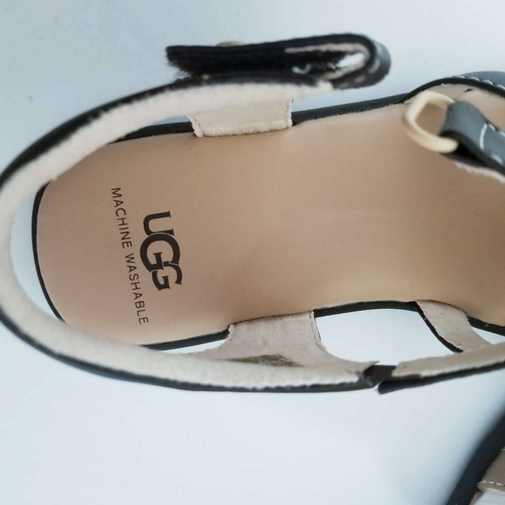 Ugg sandals boy toddler - Picture 9 of 11